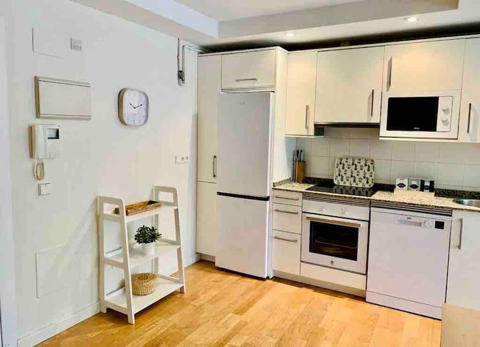 Precioso - Moderno Terraza Y Parking, 2 Hab, 2 Banos, 6-7 Pers - Dispo Junio!! ยาเนส ภายนอก รูปภาพ